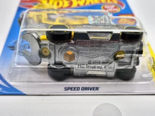 Hot Wheels Speed Driver (yellow) - Experimotors 3/10 - 77/250 - long card - Hot Wheels - 1:64