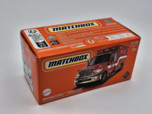 International Terrastar - 71/100 - Fire Ambulance - Matchbox - 1:64