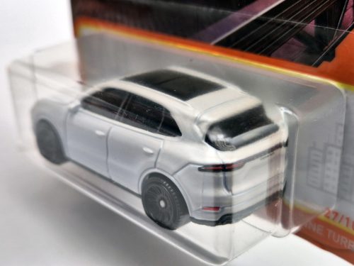 Porsche Cayenne Turbo - 2024 27/100 - long card - Matchbox - 1:64
