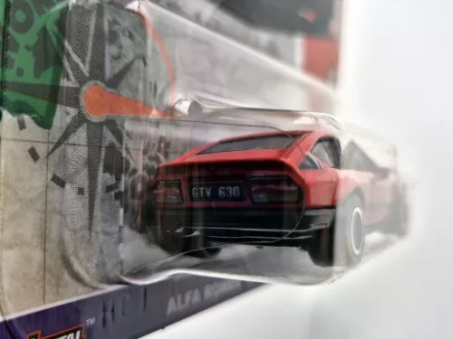 Hot Wheels Premium - Car Culture - World Tour - Alfa Romeo GTV6 3.0 - Hot Wheels - 1:64