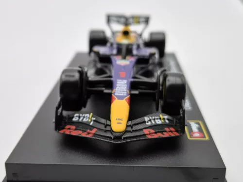 Red Bull RB19 F1 #1 (2023) - Las Vegas - Max Verstappen - WITH DRIVER - Bburago - 1:43