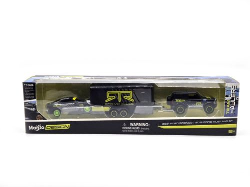 Ford Bronco (2021) and Ford Mustang GT (2015) set - Maisto - 1:64