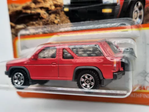 Nissan Pathfinder (1985) - 54/100 - blister pack - Matchbox - 1:64