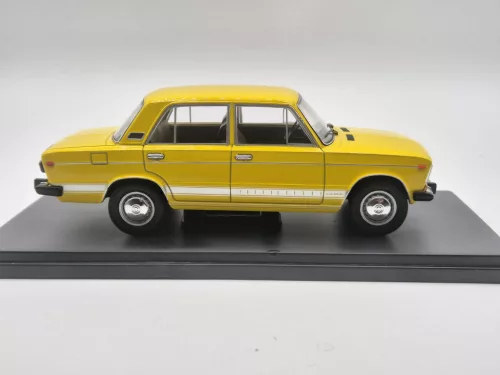 Lada 1600 LS - WhiteBox - 1:24