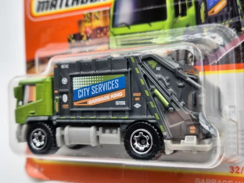 Garbage King - 32/100 - blister pack - Matchbox - 1:64