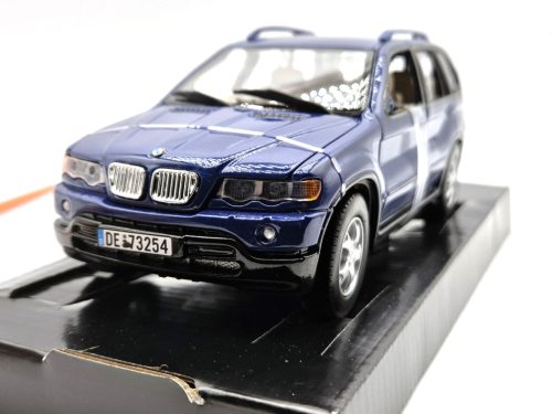 BMW X5 E53 - Motormax - 1:24