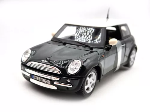 Mini Cooper (2006) - dark green - Maisto - 1:24