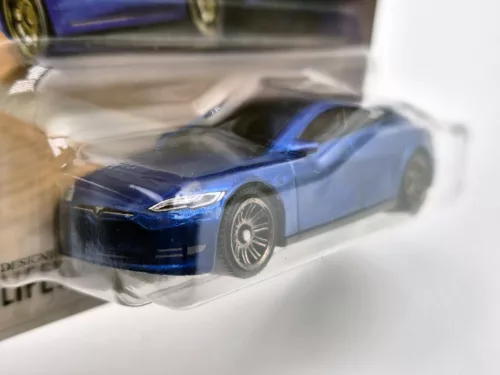 Tesla Model S - 42/125 - blister pack - Matchbox - 1:64