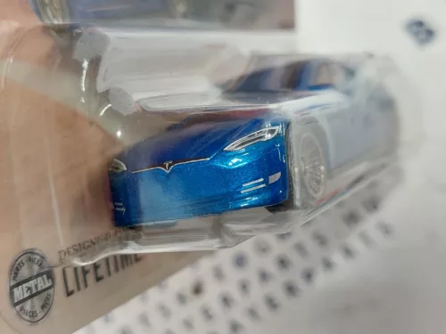 Tesla Model S - 42/125 - blister pack - Matchbox - 1:64