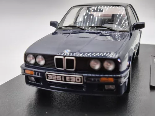 BMW E30 325i M package 2 (1987) - blue - KK Scale - 1:18
