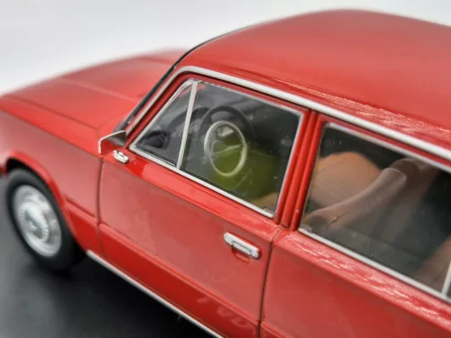 Lada 2101 1200 (1970) - red - Hachette - 1:24