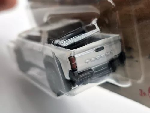 Toyota Tacoma (2024) - 2025 65/125 - blister pack - Matchbox - 1:64