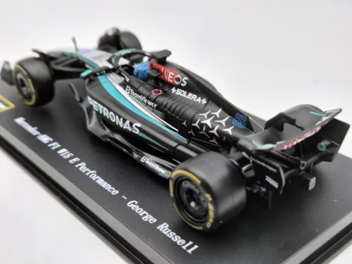 Mercedes GP W15 EQ Performance F1 #63 (2024) - George Russell - WITH DRIVER - Bburago - 1:43