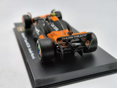McLaren MCL38 F1 #4 (2024) - Lando Norris - WITH DRIVER - Bburago - 1:43
