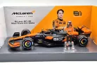McLaren MCL38 F1 #81 (2024) - Oscar Piastri - WITH SPECIAL DRIVER - Bburago - 1:24