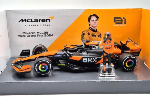 McLaren MCL38 F1 #81 (2024) - Oscar Piastri - WITH SPECIAL DRIVER - Bburago - 1:24