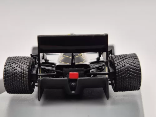 Lotus 97T F1 #12 (1985) - Portugal GP - Ayrton Senna - WITH DRIVER - Edicola - 1:43