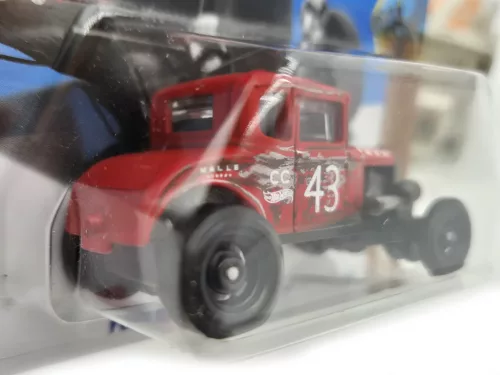 Hot Wheels Ford Model A Custom '31 - HW Dirt 7/10 - 140/250 - Hot Wheels - 1:64