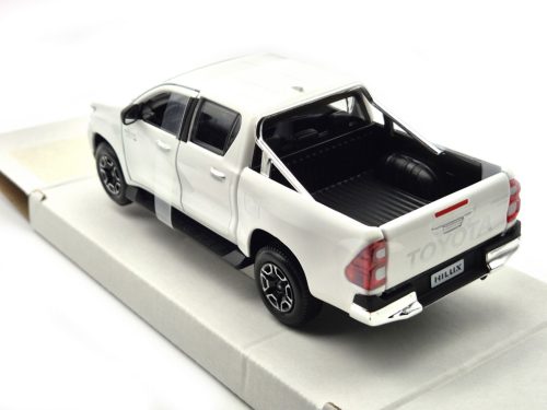 Toyota Hilux Pick-Up (2021) - Maisto - 1:27