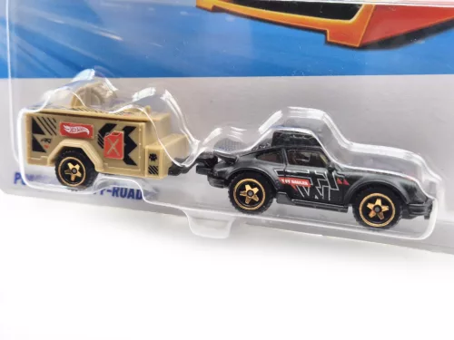 Hot Wheels Track Fleet - Porsche 911 Off-Roader - black - Hot Wheels - 1:64 model car