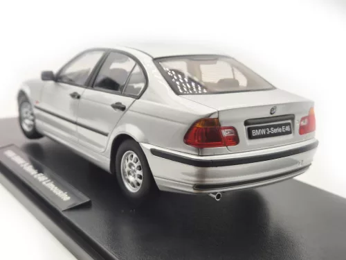 BMW E46 sedan (1999) - silver - KK-Scale - 1:18