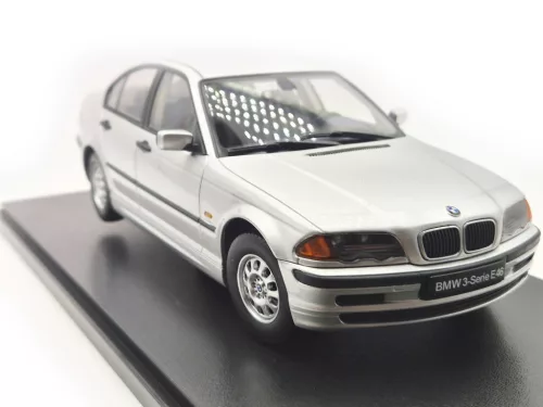 BMW E46 sedan (1999) - silver - KK-Scale - 1:18