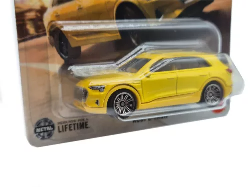 Audi E-Tron - 98/125 - blister pack - Matchbox - 1:64