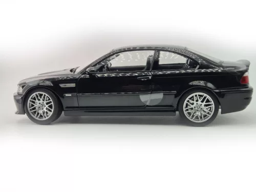BMW E46 M3 CSL coupe (2003) - black - Norev - 1:18