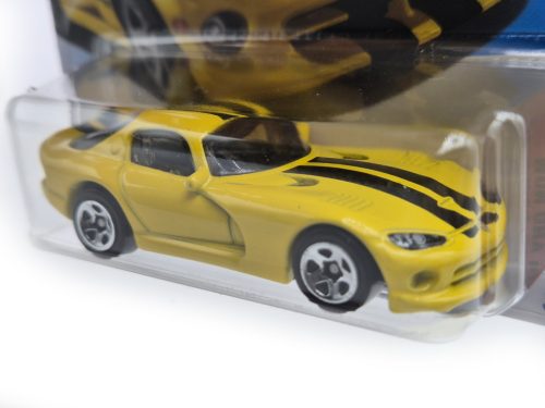 Hot Wheels '96 Dodge Viper GTS - yellow - Then and Now 4/10 - 176/250 - Hot Wheels - 1:64
