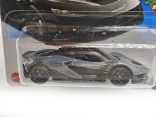 Hot Wheels McLaren W1 - Race Day 6/10 - 142/250 - Hot Wheels - 1:64