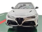 Alfa Romeo Giulia GTAm (2020) - trophy white - Bburago - 1:18