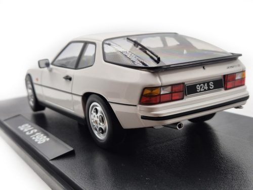 Porsche 924S coupe (1986) - white - KK-Scale - 1:18