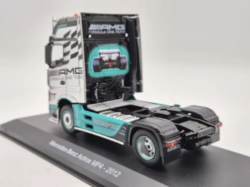 Mercedes-Benz Actros MP4 AMG Petronas F1 truck – Edicola – 1:43