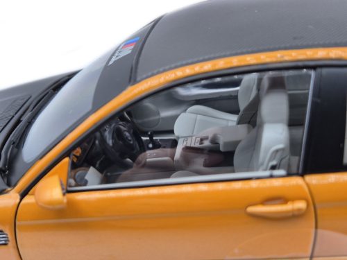 BMW E46 M3 Coupé (2000) – orange / black – Solido – 1:18 1/18 diecast model car