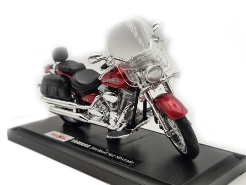 Yamaha Road Star (2001) – Maisto – 1:18 1/18 diecast model