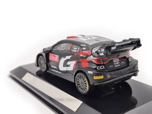 Toyota Yaris GR Rally1 – Gazoo Racing WRT (2024) – #17 – Sébastien Ogier – Vincent Landais – Bburago – 1:43