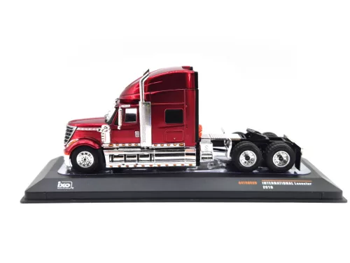 International Lonestar Tractor (2010) - truck - Ixo - 1:64 model 