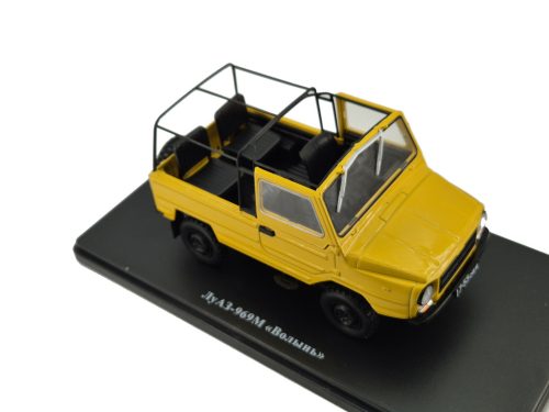 LuAZ 969M "Volyn" (1979) - Edicola - 1:24 model car 