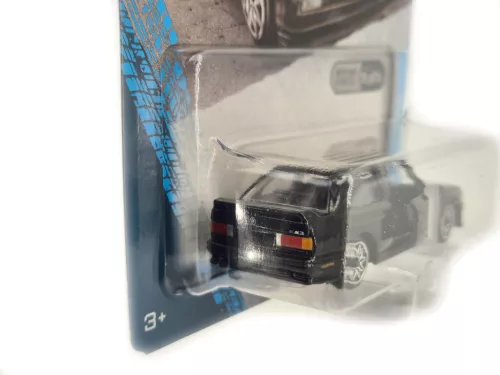BMW E30 M3 - Majorette - 1:64 model car