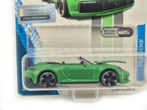 Porsche 911 Carrera S - green - Porsche Premium - Majorette - 1:64
